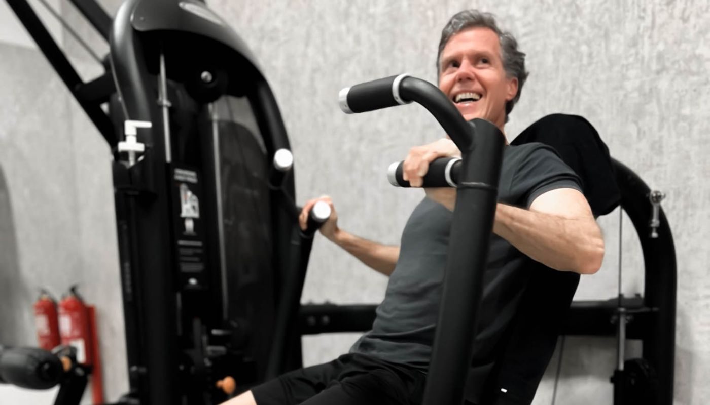 7 motivos que provam que treinar melhora a tua vida social! Flow Studio Maia